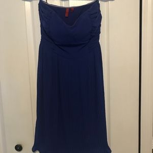 5/48 Strapless Blue Dress